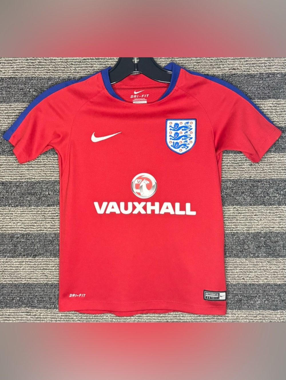 2016/17 Nike England Soccer Jersey Football Kit Child XS Fits a 5/6 Year Old